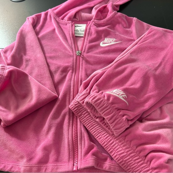 NIKE Girls Velour Set Pink Jacket Full Zip Hood Pants Cinched Ankles Size M 5-6 - Picture 1 of 10